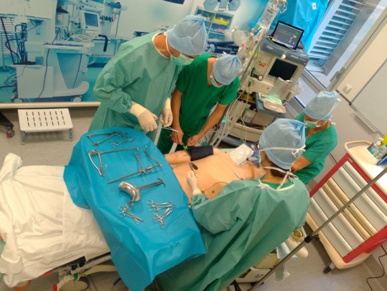 SI%ULATION BLOC OPERATOIRE